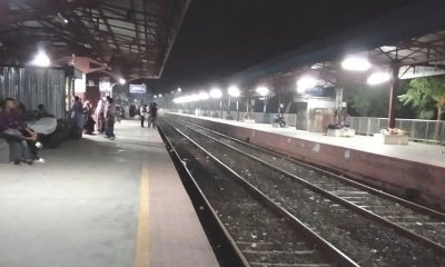 ৬ ঘণ্টা পর খুলনা রুটে রেল যোগাযোগ স্বাভাবিক