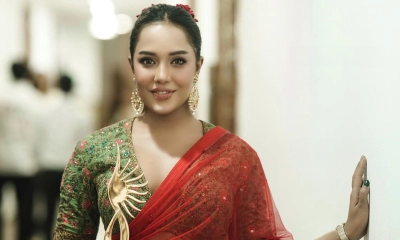 বিয়ের ক্ষেত্রে সময় নিচ্ছেন মাহি