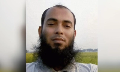 মেয়েদের নিয়ে স্কুলে যাওয়া হলো না মাসুদের