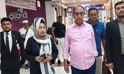 চিকিৎসার জন্য স্ব-সস্ত্রীক সিঙ্গাপুর গেলেন মির্জা আব্বাস