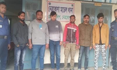 নিষিদ্ধ ছাত্রলীগের ঝটিকা মিছিল, পালিয়ে গিয়েও আটক ৬