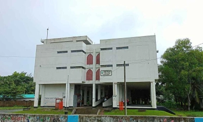 নোয়াখালীতে টানা বৃষ্টিতে জলাবদ্ধতা, মাধ্যমিকের ক্লাস ও পরীক্ষা স্থগিত
