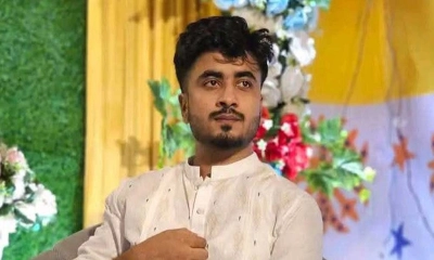 পারভেজ হত্যার ঘটনায় দুই ছাত্রী সাময়িক বহিষ্কার