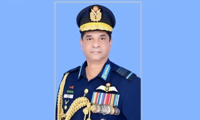 দেশে ফিরেছেন বিমান বাহিনী প্রধান
