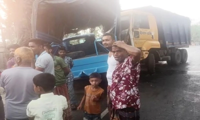 ট্রাকের ধাক্কায় ১৫ পুলিশ আহত, চালক গ্রেপ্তার