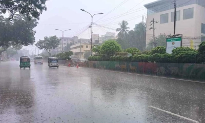 বিরামহীন বৃষ্টিতে জনজীবনে ভোগান্তি