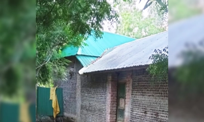 পরিত্যক্ত প্লাস্টিকের বোতল ব্যবহার করে নির্মাণ করা হয় ব্যতিক্রমী ঘর। ছবি- রূপালী বাংলাদেশ