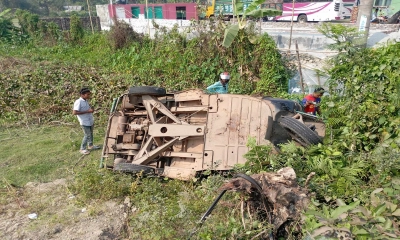 বরগুনায় বাস-মাহেন্দ্রা-মোটরসাইকেল ত্রিমুখী সংঘর্ষে নিহত ৩
