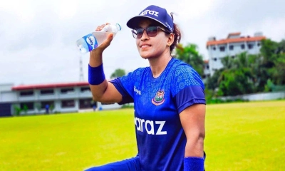 বিসিবিকে রুমানা ‘জ্যেষ্ঠতা কখনোই অভিশাপ হতে পারে না’