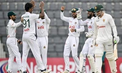 চট্টগ্রাম টেস্টে ফিরলেন বিজয়, বাদ জাকির