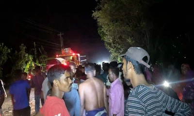 সিরাজগঞ্জে সড়কে গেল তিন যুবকের প্রাণ
