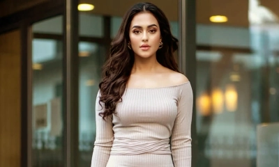 নুসরাত ফারিয়াকে নেওয়া হচ্ছে ডিবিতে