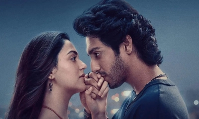 ‘সাইয়ারা’ ছবির একটি দৃশ্যে  আহান পান্ডে ও অনিত পাড্ডা। ছবি - সংগৃহীত