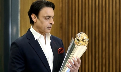 শোয়েব আখতারকে ১০০ কোটি রুপির মানহানি মামলার হুমকি