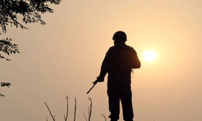 কাশ্মীর সীমান্তে টানা চতুর্থ রাতেও গোলাগুলি
