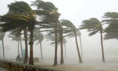 রাতেই ১৮ জেলায় তীব্র ঝড়ের শঙ্কা 