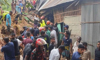 সিলেটে টিলাধসে একই পরিবারের ৪ জন নিহত 