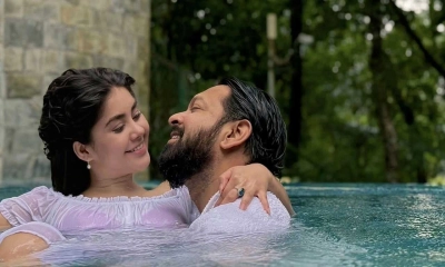 জমিয়ে রোমাঞ্চ করছেন তাহসান ও রোজা
