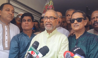 বিএনপির ভাইস চেয়ারম্যান অ্যাডভোকেট আহমেদ আযম খান। ছবি- রূপালী বাংলাদেশ