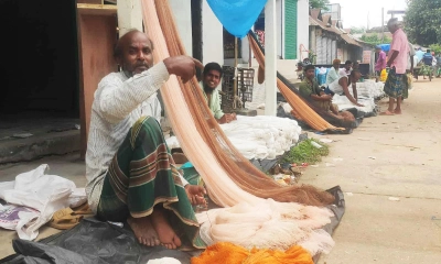 গোপালপুরে জালের ব্যাবসায় ধস, দিশেহারা ব্যবসায়ীরা