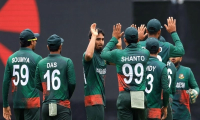 দুই ভাগে ভাগ হয়ে আগামীকাল আমিরাত যাচ্ছে বাংলাদেশ