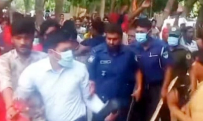 কুষ্টিয়ায় মাদকবিরোধী অভিযানে ম্যাজিস্ট্রেট লাঞ্ছিত
