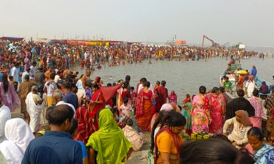 ৩০০ বছরের ঐতিহ্যবাহী মহাবারুণী স্নান শুরু