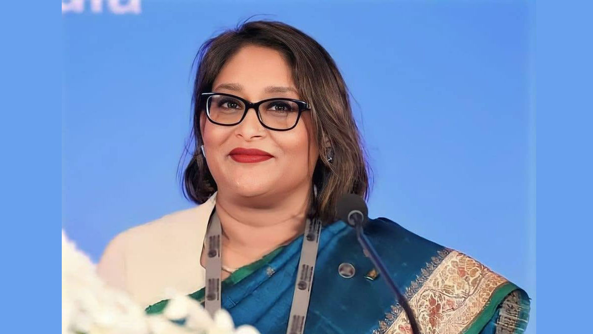 পুতুলের বিরুদ্ধে ইন্টারপোলের মাধ্যমে গ্রেপ্তারি পরোয়ানা জারির আদেশ