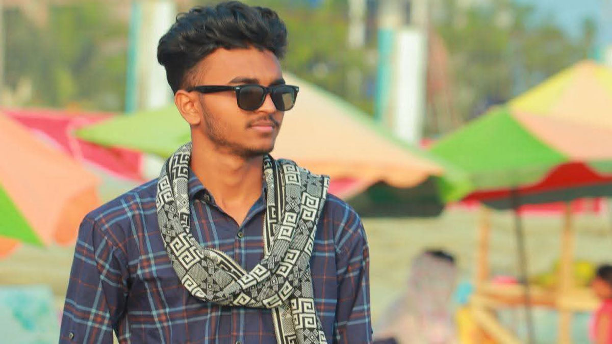 বরগুনায় গাছ চাপা পড়ে এইচএসসি পরীক্ষার্থী নিহত, আহত ২