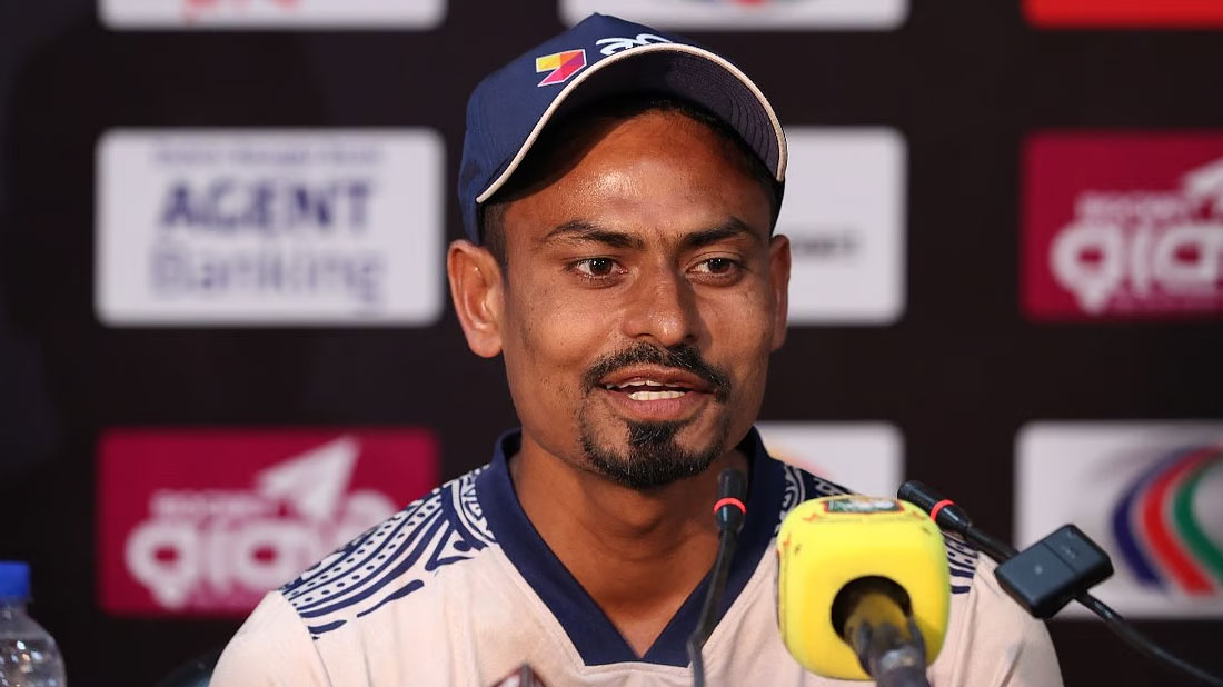 ‘মনে হয় না তারা খেলা বোঝে’
