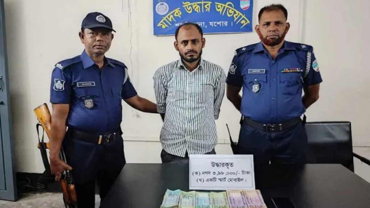 যশোরে মুক্তিপণের টাকাসহ শিশু অপহরণকারী আটক