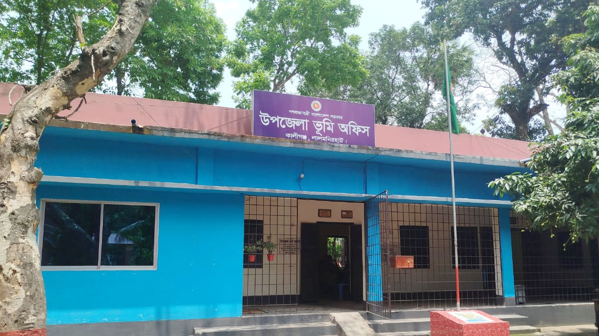 ২ মাস ধরে নেই এসিল্যান্ড, দুর্ভোগে সেবাপ্রত্যাশীরা