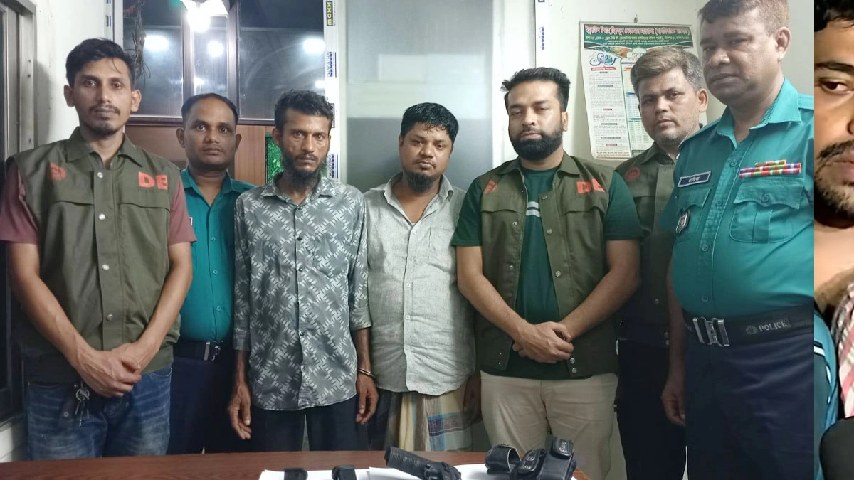 চাঁদপুরে পুলিশের চুরি যাওয়া অস্ত্র উদ্ধার, আটক ২