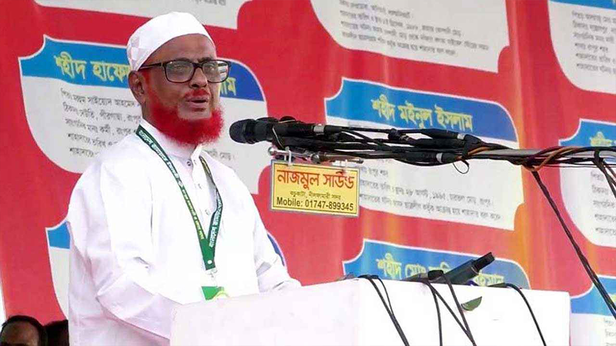 রংপুরে জামায়াতে ইসলামীর জনসভায় বক্তব্য দেন এটিএম আজহারুল ইসলাম। ছবি- রূপালী বাংলাদেশ