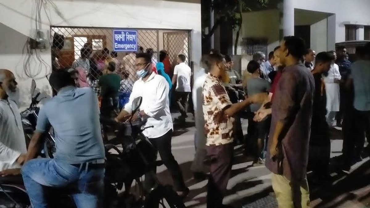 শিবচরে দু’পক্ষের সংঘর্ষে আহত ১০