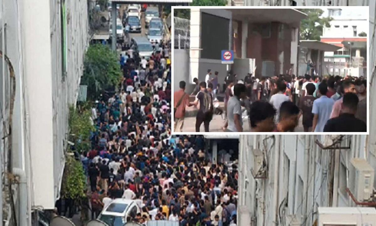 সচিবালয়ে হামলা ও ভাঙচুর। ছবি- সংগৃহীত