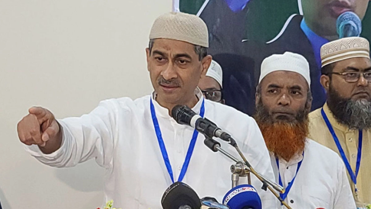 বাংলাদেশ নিয়ে গভীর চক্রান্ত চলছে : এ্যানি