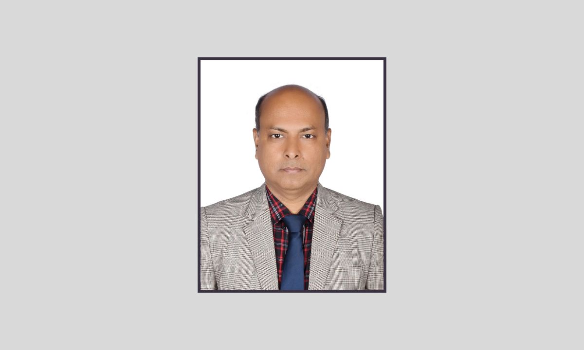লেখক সিরাজুল ইসলাম। সংগৃহীত