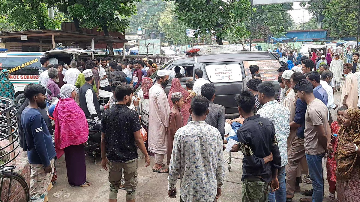ছেলেকে বিষ খাইয়ে মায়ের বিষপান