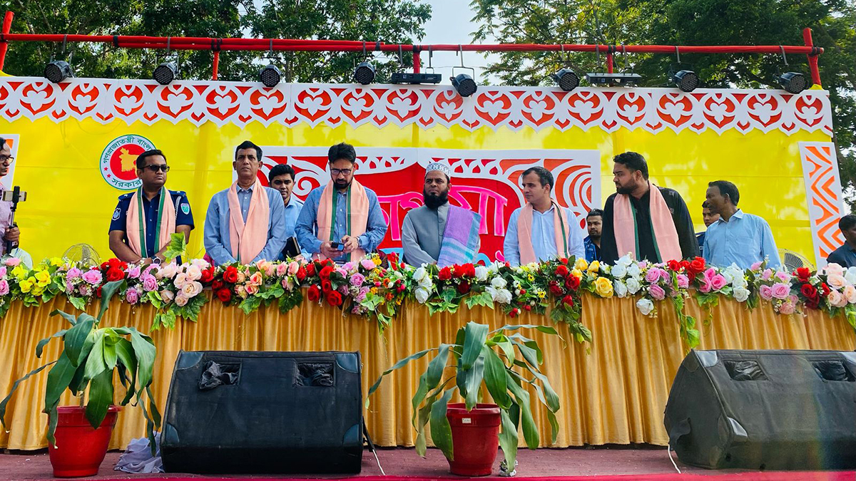 শ্রীমঙ্গলে চা শ্রমিকদের অংশগ্রহণে বর্ণিল ‘ফাগুয়া উৎসব’ উদযাপন