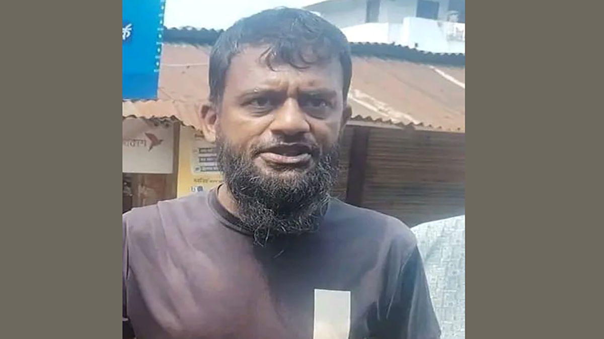 বদলগাছীতে জয় বাংলা স্লোগান, যুবক আটক