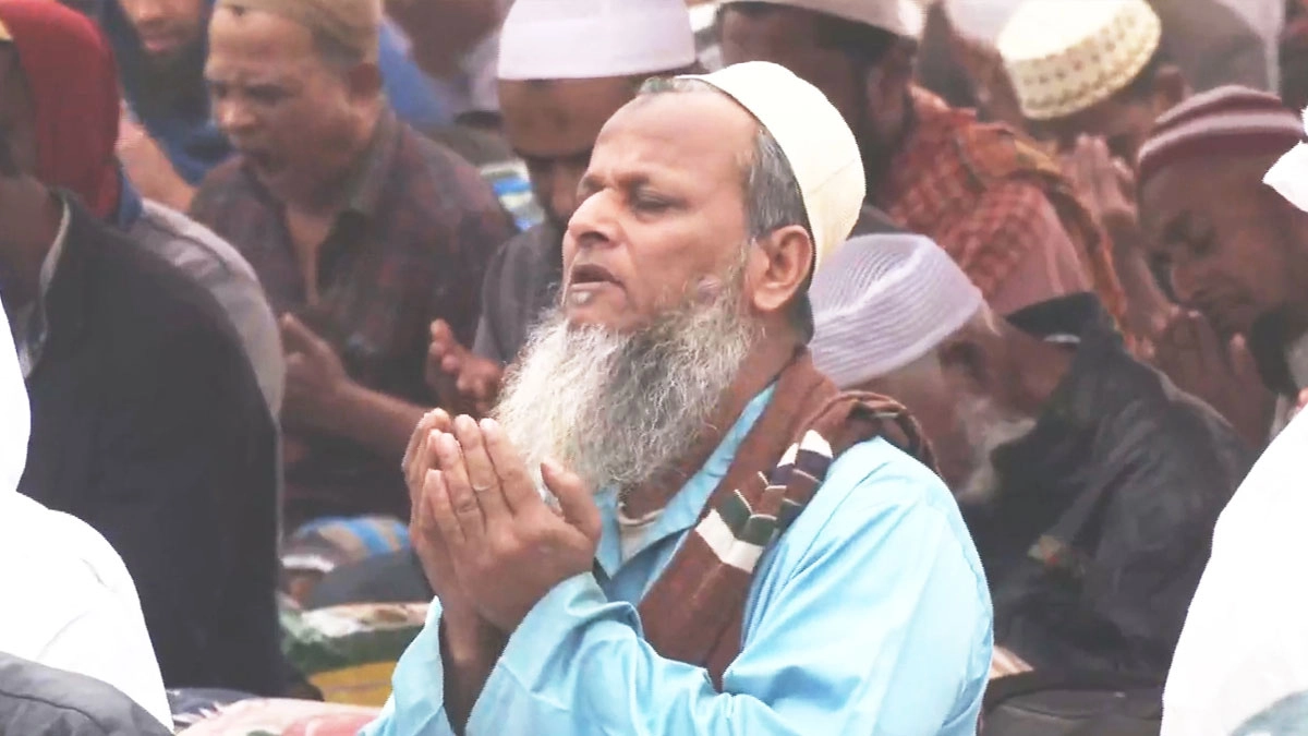 আখেরি মোনাজাতে শেষ ৫৮তম বিশ্ব ইজতেমা