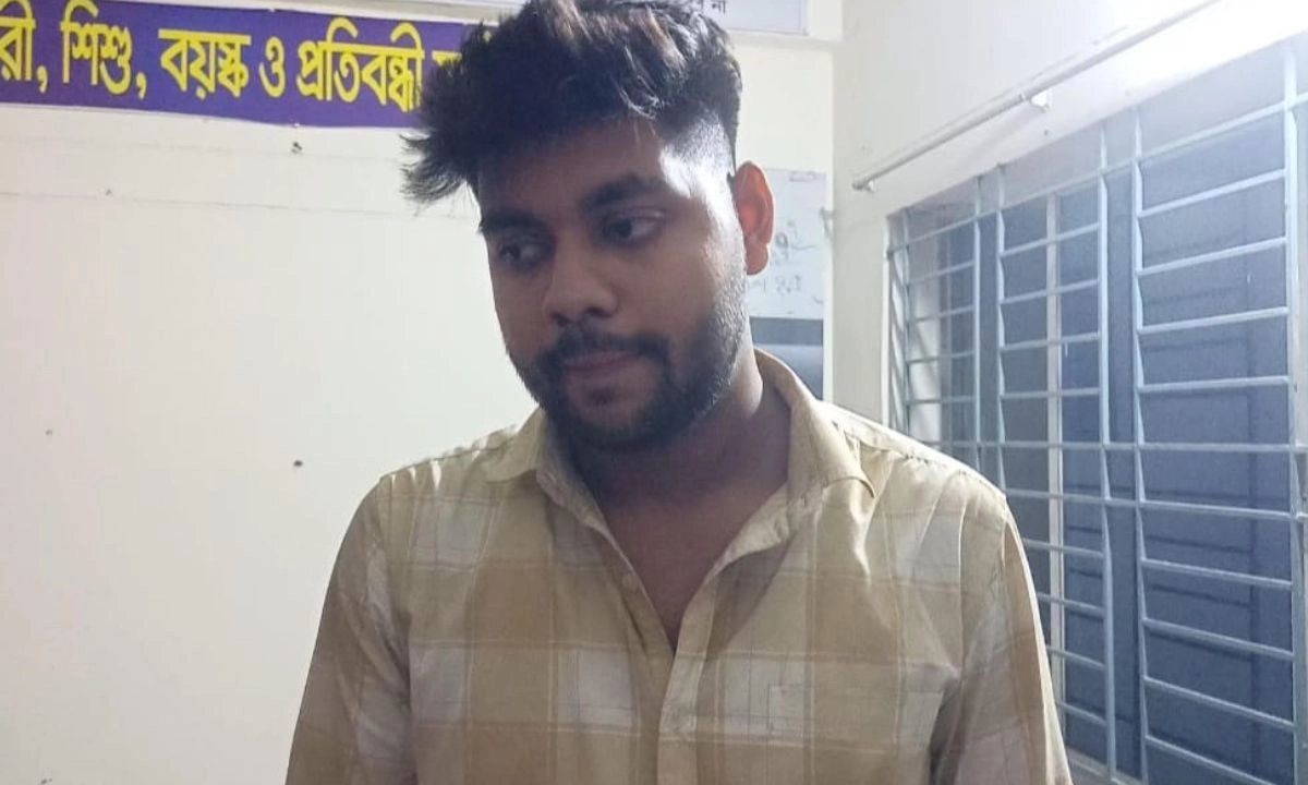 ভারতীয় যুবক আরিয়ান। ছবি- রূপালী বাংলাদেশ