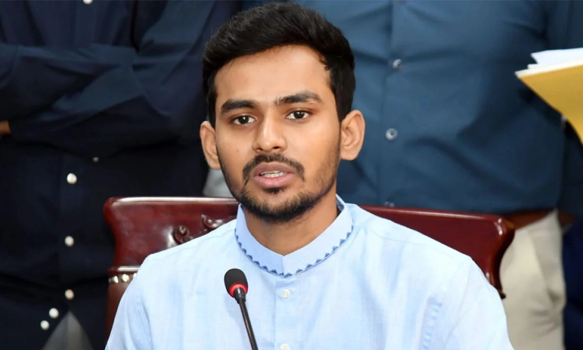 উপদেষ্টা আসিফ মাহমুদ সজীব ভুঁইয়া। ছবি- রূপালী বাংলাদেশ