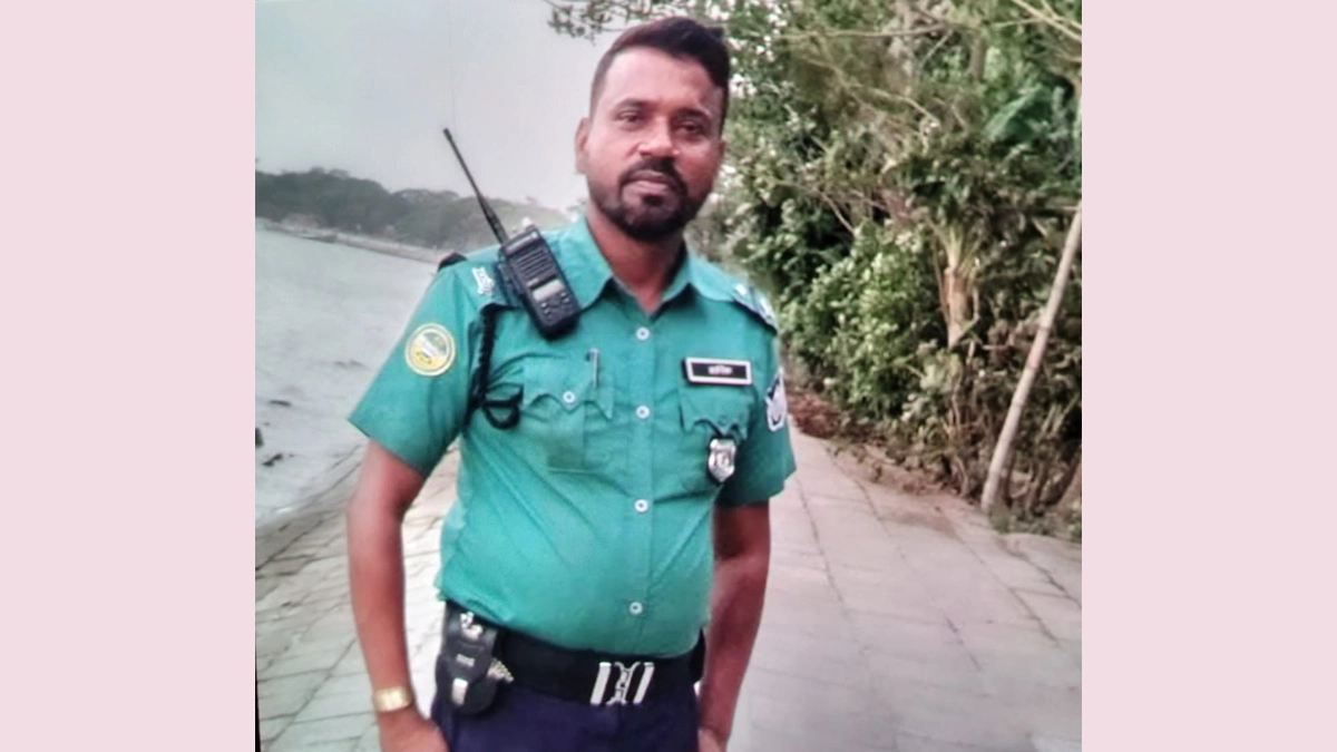 বাবুগঞ্জ থানা পুলিশের সহকারী উপ-পরিদর্শক রেজাউল কবির।  ছবি- সংগৃহীত