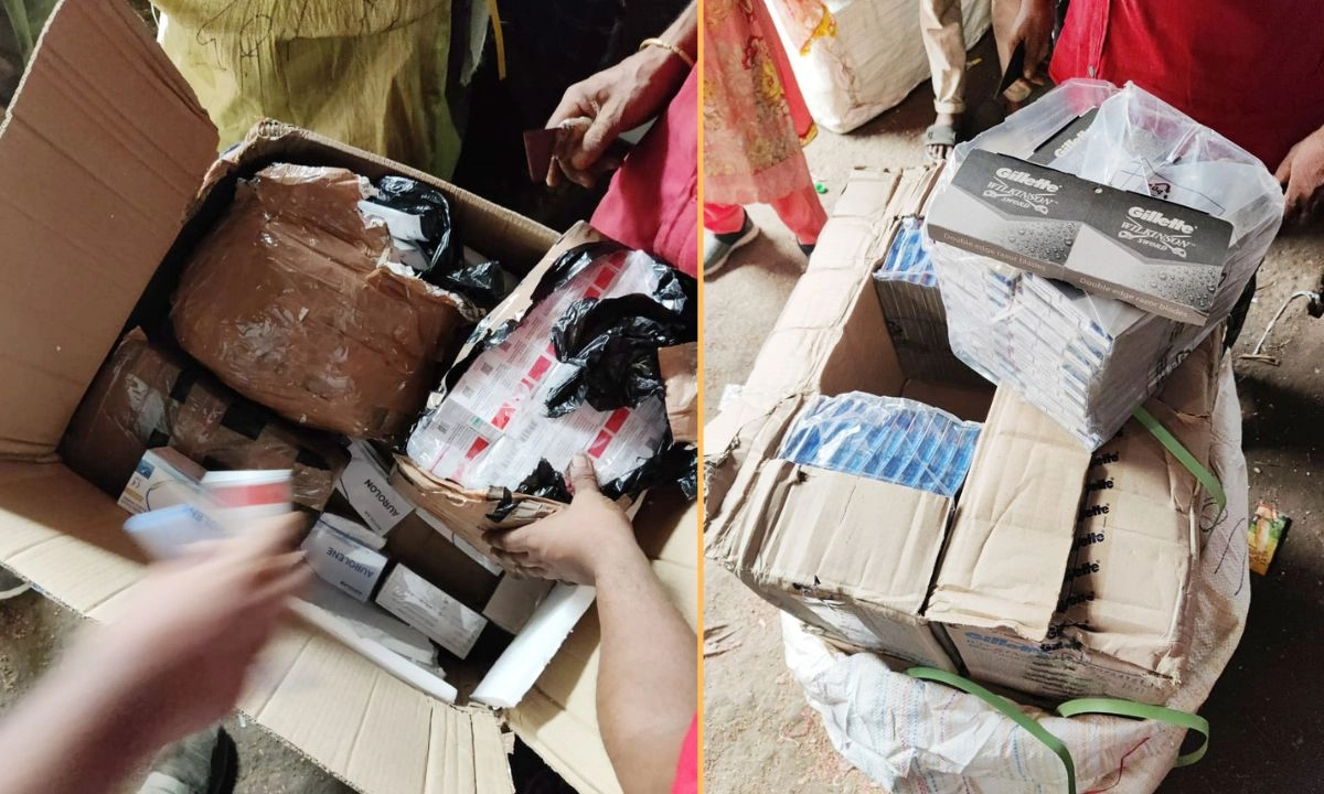 বেনাপোল বন্দরে জব্দকৃত মালামাল। ছবি- রূপালী বাংলাদেশ