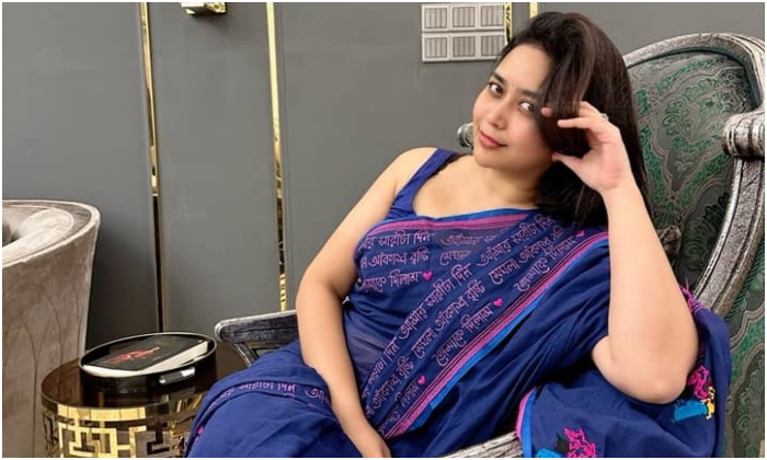 নীরবতা ভেঙে সরব হচ্ছেন ভাবনা