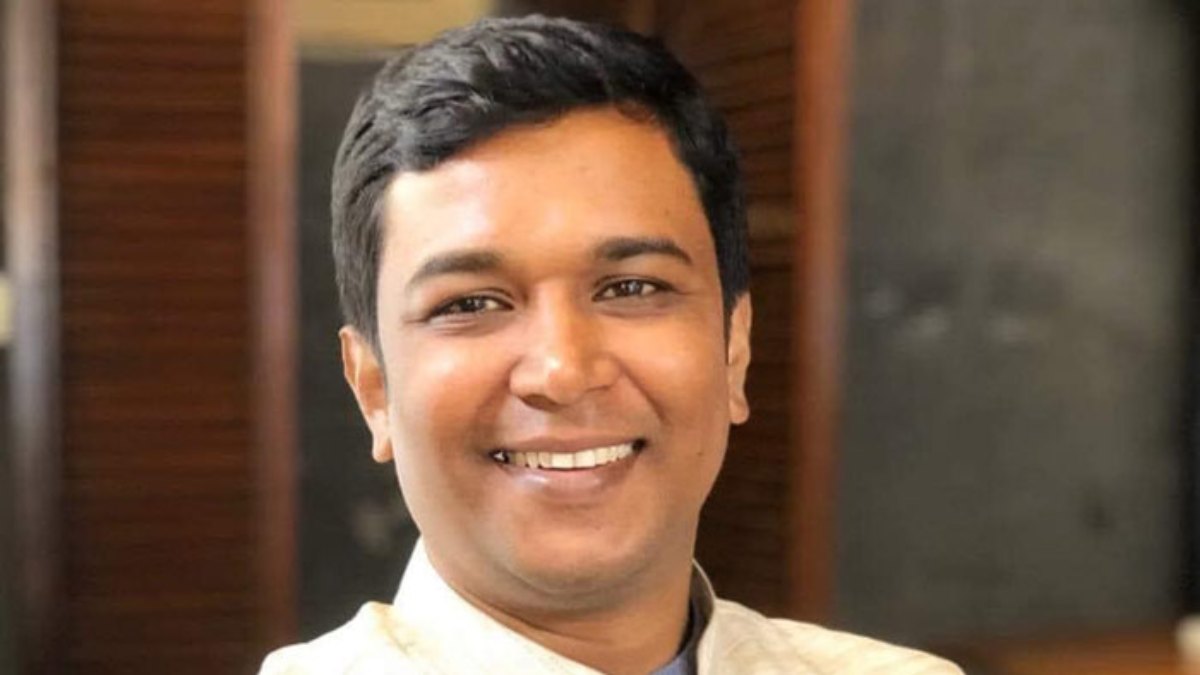 শেখ হাসিনার  এপিএস গ্রেপ্তার