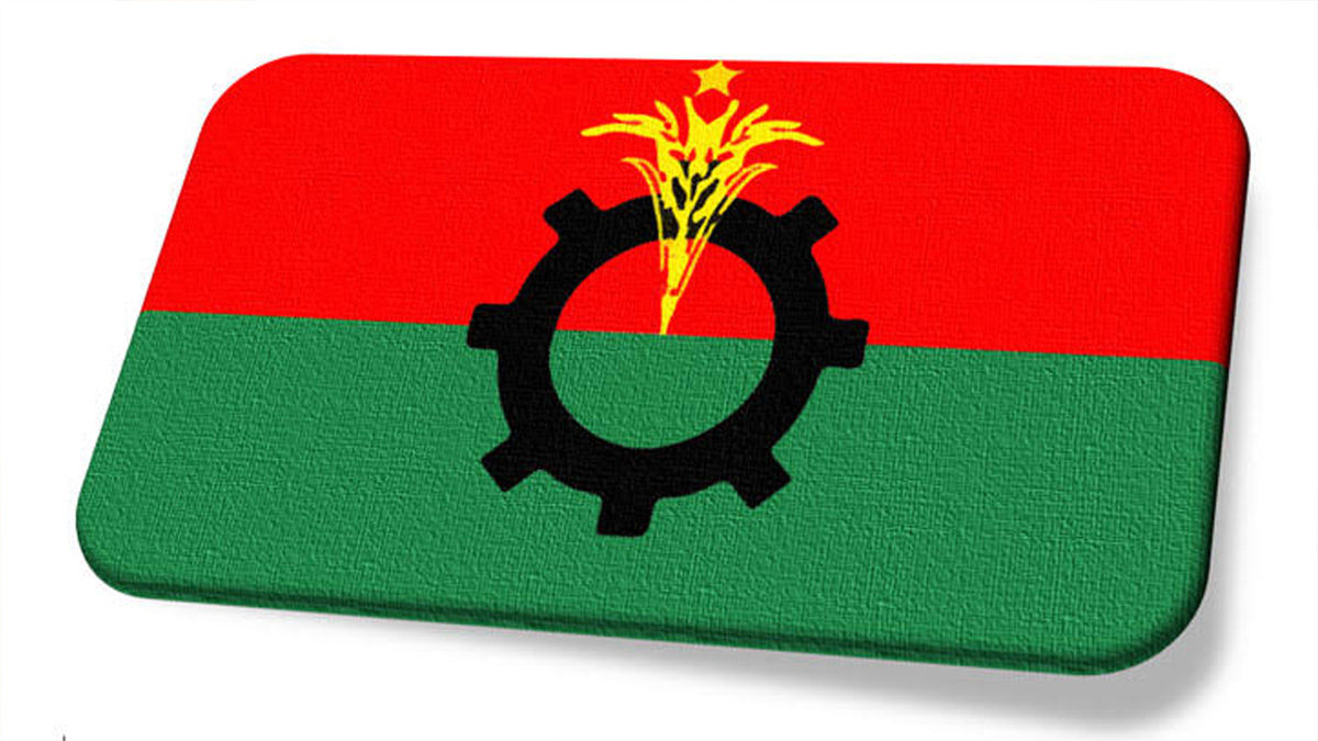 পুরান ঢাকার ভাঙারি ব্যবসায়ী হত্যাকাণ্ড নিয়ে কোনো কোনো রাজনৈতিক দল ফায়দা লুটার চেষ্টা করছে। বিএনপি নেতাদের এমন বক্তব্যে আপনিও কী একমত?