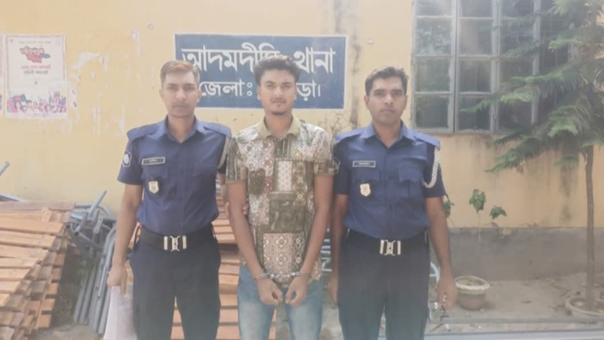বগুড়ায় নাশকতার মামলায় ছাত্রলীগ নেতা গ্রেপ্তার